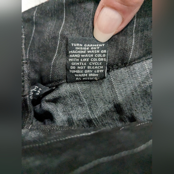 NWT Larry Levine Stretch Bermuda Shorts Size 6P - Picture 6 of 8